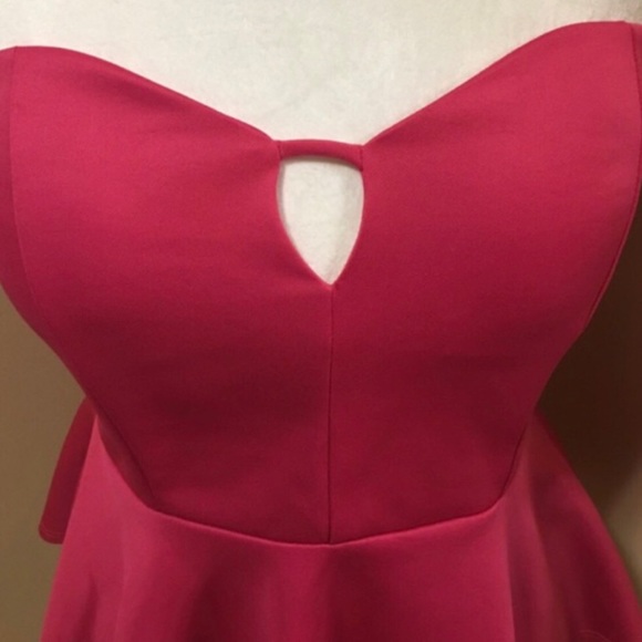 Fashion to figure strapless scuba peplum top sz 2x NWT - Picture 5 of 7